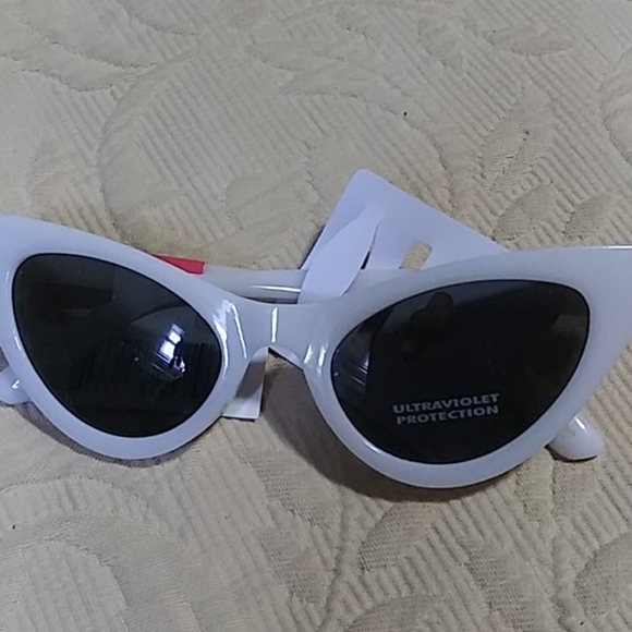 🌹5 SUN SHADES - Picture 5 of 6